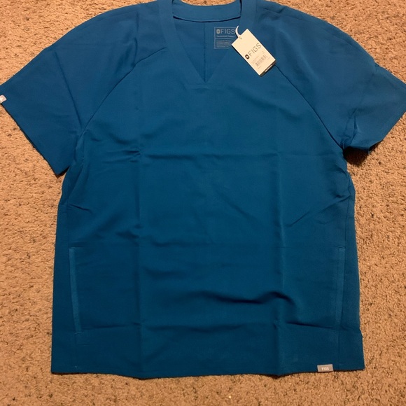 Figs XL top , XXL pants - Picture 2 of 2